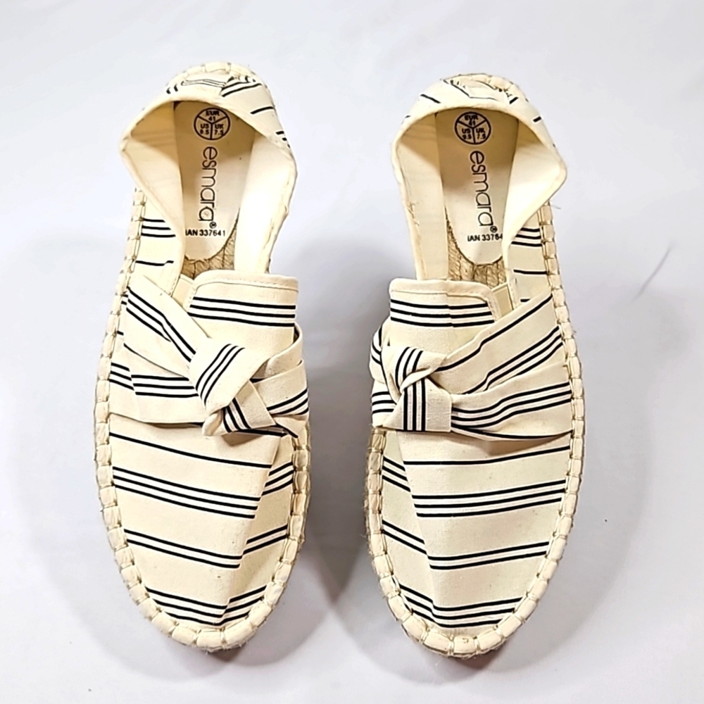 Esmara Cream & Black Striped Canvas Slip ons Loafers/Espadrilles Size 9.5